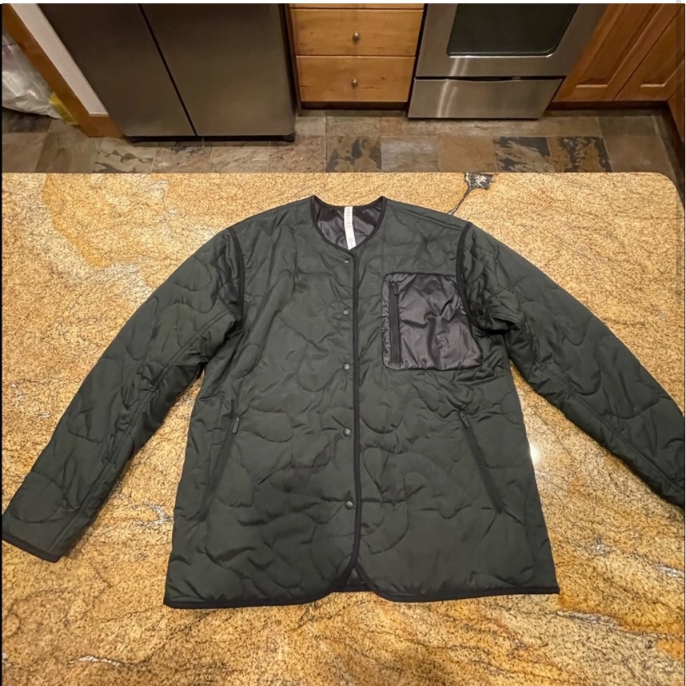 Lululemon quilted jacket